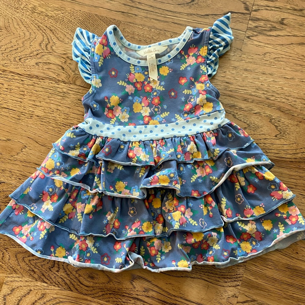 Matilda Jane size 2 soft blue tunic top EUC